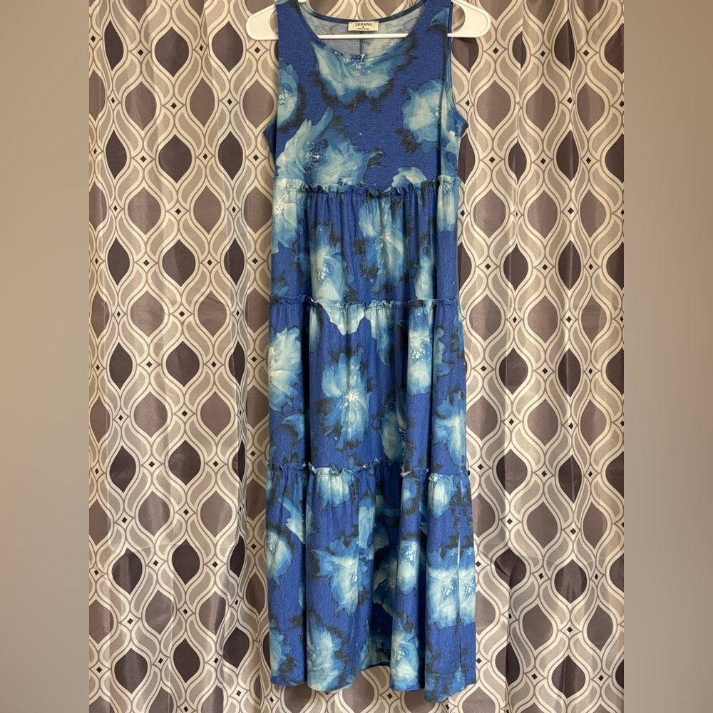 Blue Floral Sleeveless Maxi dress - Picture 2 of 3